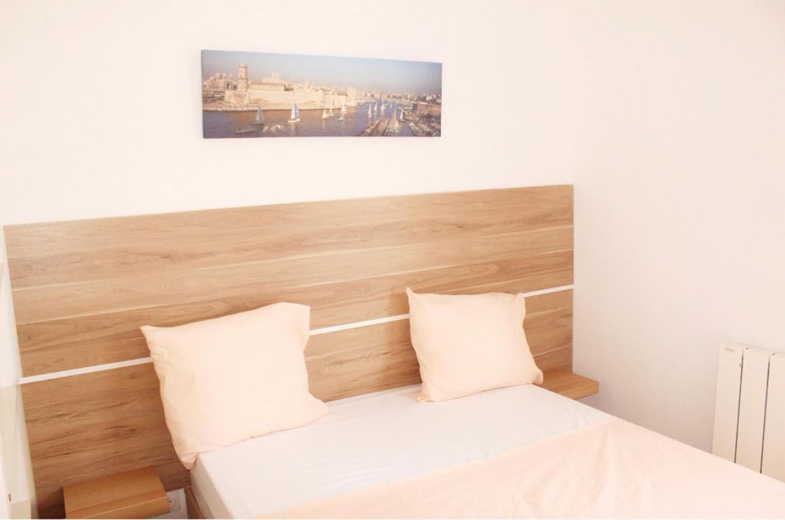 Appartements Meublees A Cote De L'Aeroport Marseille Provence 마리냔 외부 사진